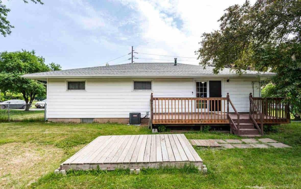 Enjoyable Home By Airport And Downtown Rochester Exterior photo